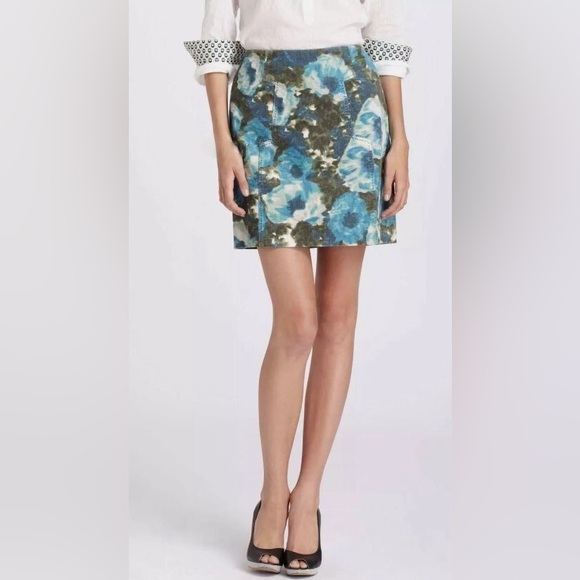 Anthropologie Dresses & Skirts - Women’s Size 8 Anthropologie(Postmark Calabria) Corduroy Floral Mini Skirt